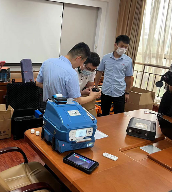 日照生態環境局PF-300分析儀交貨驗收